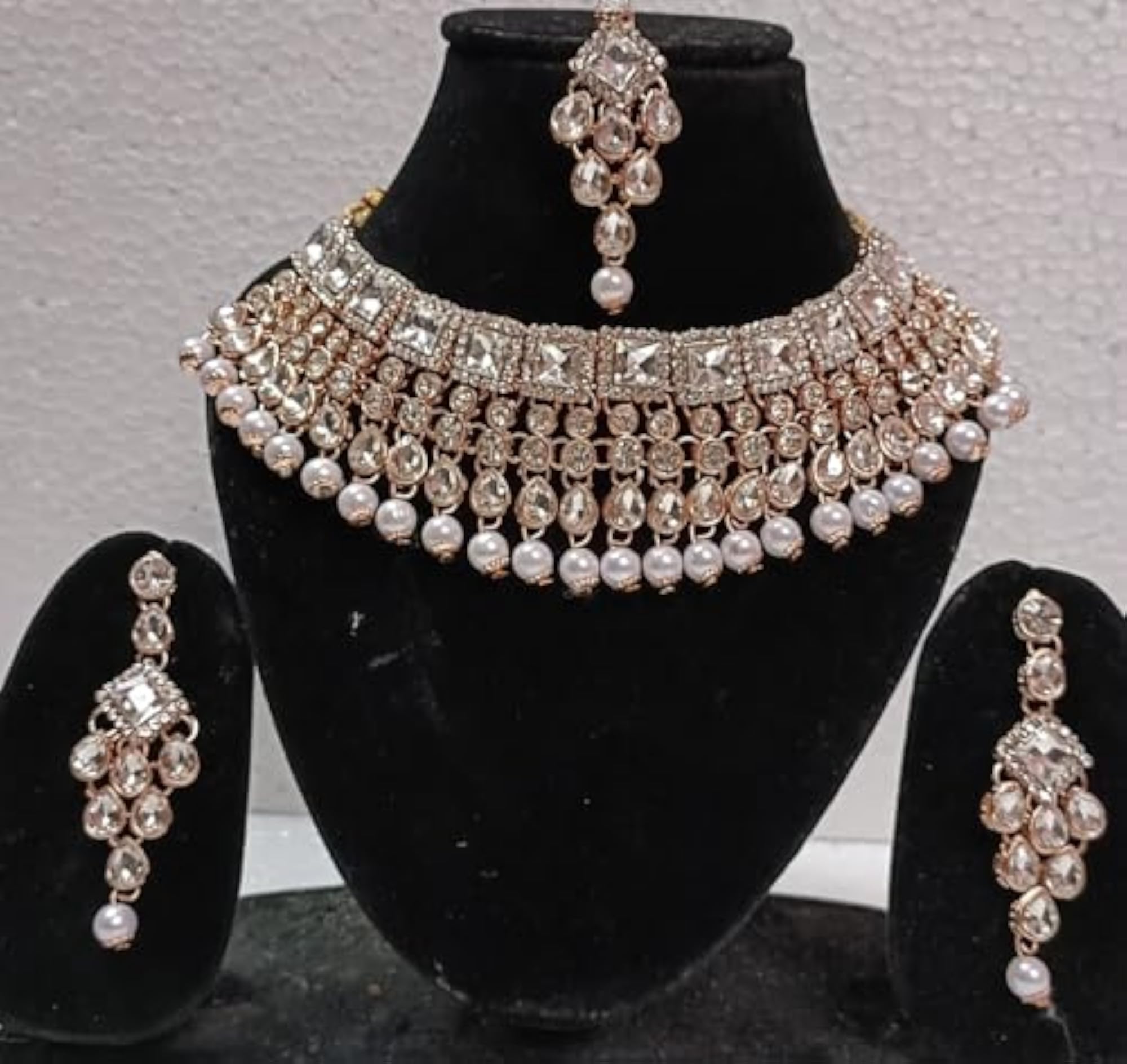 Stylish Beautiful Necklace Set for Women